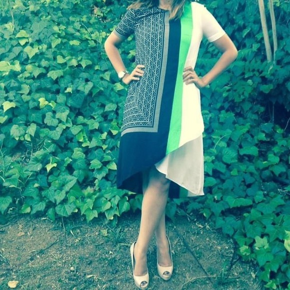 EUC BCBG Maxazria Dress - Picture 6 of 6